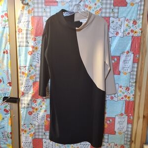 NWT. JOSEPH RIBKOFF Chic Two-Tone Black and Cream Dress